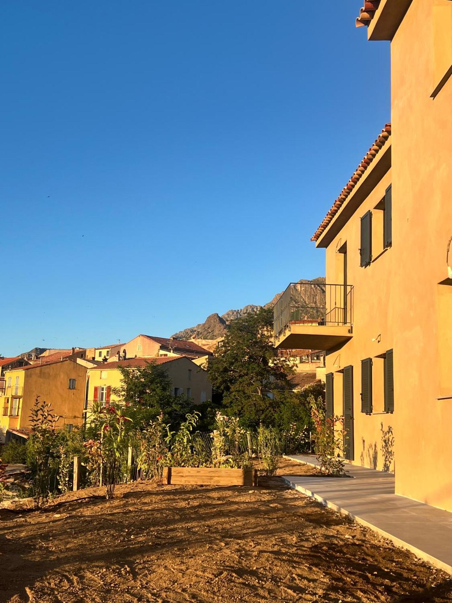 Bella Vita Calenzana Buitenkant foto